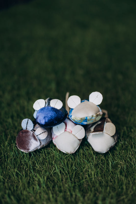 Mouse toy with rattle or catnip  color is random